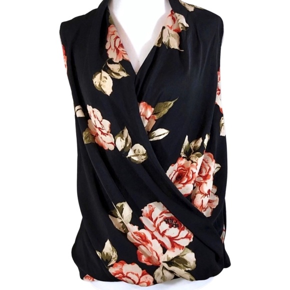 A NEW‎ DAY Floral Draped Blouse - Picture 2 of 7